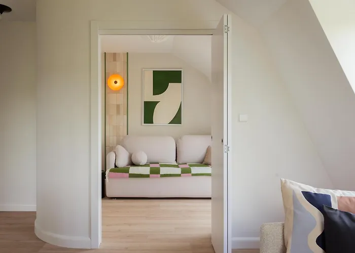 Apartment M17 - By Jwpm *